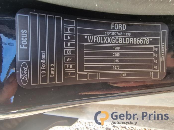 Ford Focus 3 Wagon 1.0 Ti-VCT EcoBoost 12V 100 Sloopvoertuig (2013, Zwart)
