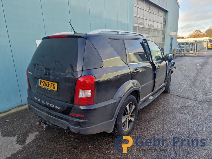 Ssang Yong Rexton W 2 2 RX 220 E XDI 16V 2WD Sloopvoertuig 2017 Zwart 