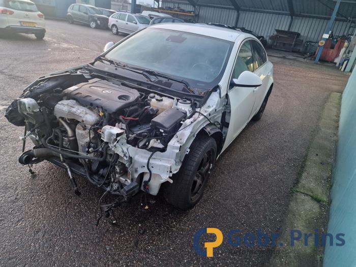 Opel Insignia 2.0 CDTI 16V 160 Ecotec Sloopvoertuig (2011, Wit)