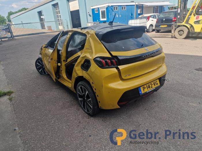 Peugeot 208 II 1.2 Vti 12V PureTech 100 Sloopvoertuig (2022, Geel)