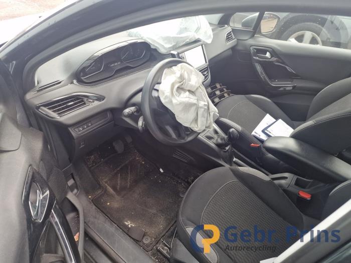 Peugeot 208 I 1.6 Blue HDi 100 Sloopvoertuig (2015, Grijs)