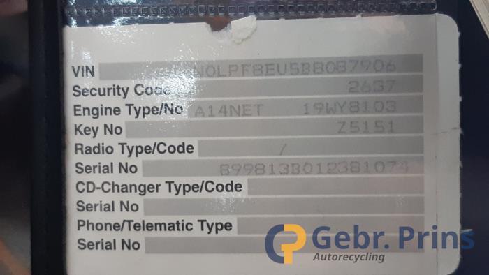 Opel Astra J Sports Tourer 1.4 Turbo 16V Sloopvoertuig (2011, Grijs)