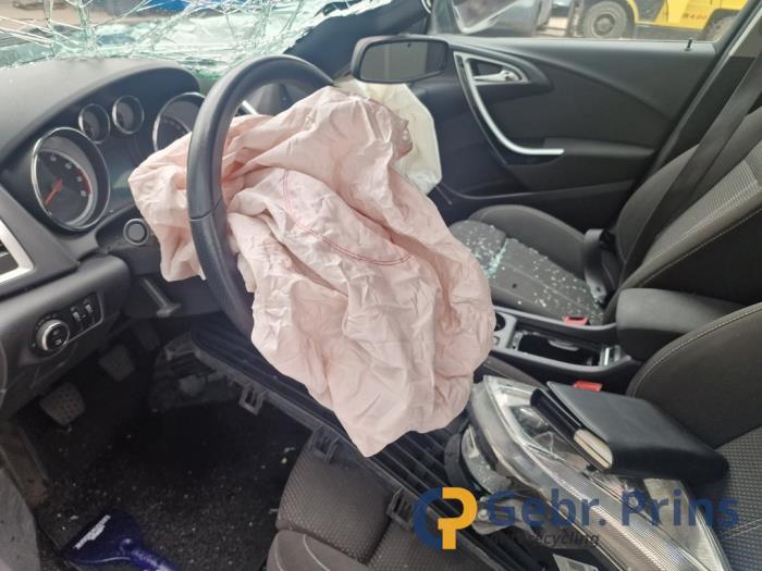 Opel Astra J Sports Tourer 1.4 Turbo 16V Sloopvoertuig (2011, Grijs)