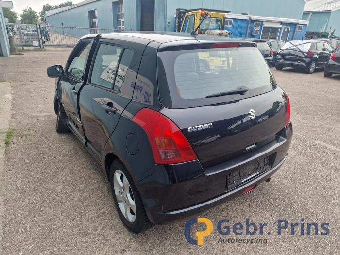 Suzuki Swift 1.3 VVT 16V Sloopvoertuig (2006, Zwart)