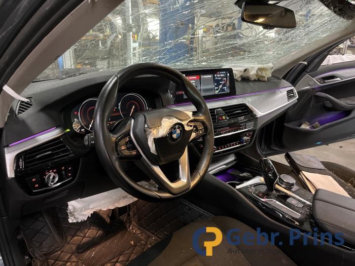 BMW 5 serie 523d 2.0 TwinPower Turbo 16V Sloopvoertuig (2017, Grijs)