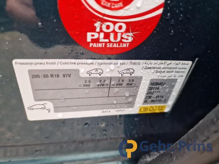 Citroen C5 Aircross I 1.6 Hybrid 225 16V Sloopvoertuig (2021, Groen)