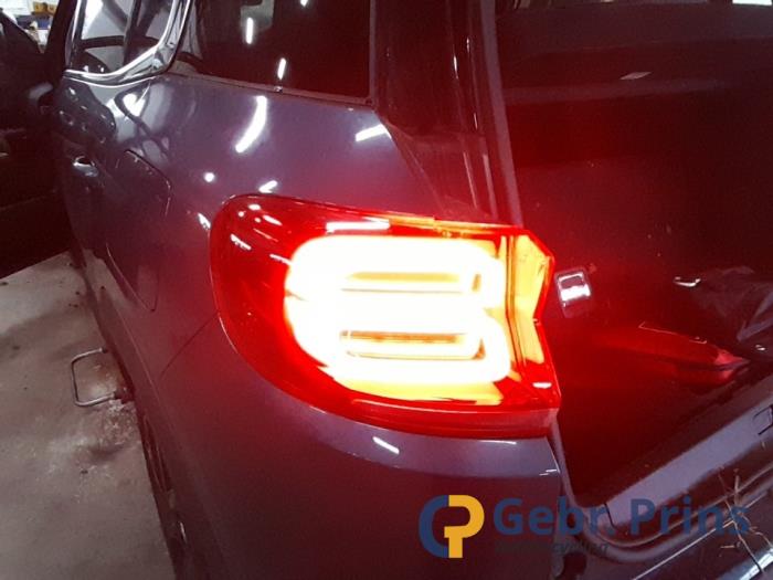 Citroen C5 Aircross I 1.6 Hybrid 225 16V Sloopvoertuig (2021, Groen)