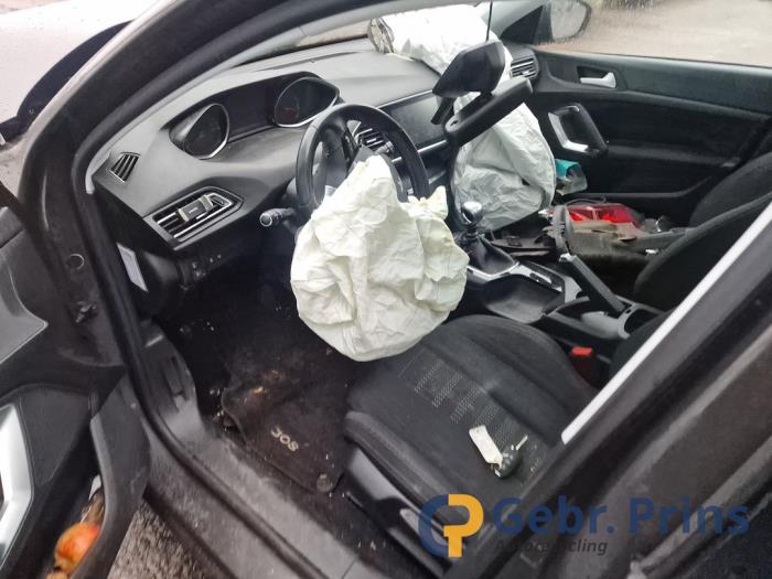 Peugeot 308 1.6 BlueHDi 120 Sloopvoertuig (2015, Grijs)