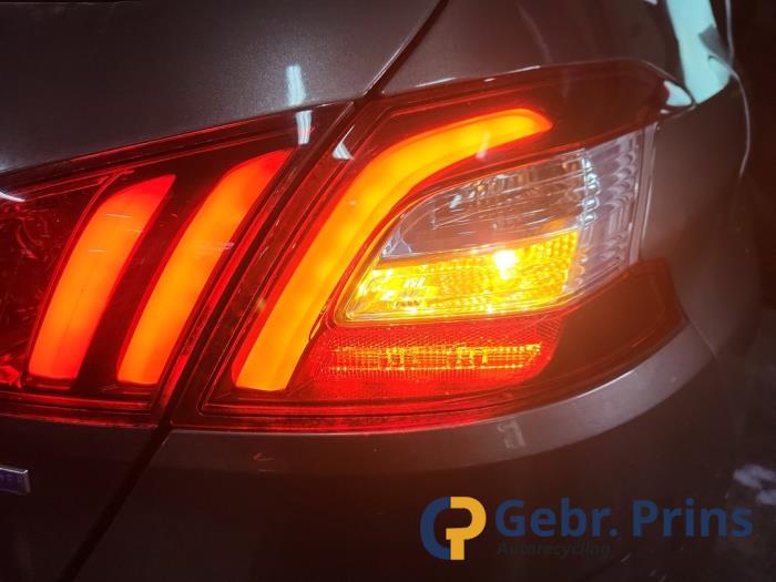 Peugeot 308 1.6 BlueHDi 120 Sloopvoertuig (2015, Grijs)