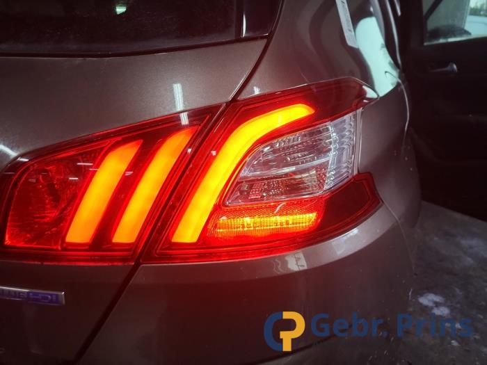 Peugeot 308 1.6 BlueHDi 120 Sloopvoertuig (2015, Grijs)