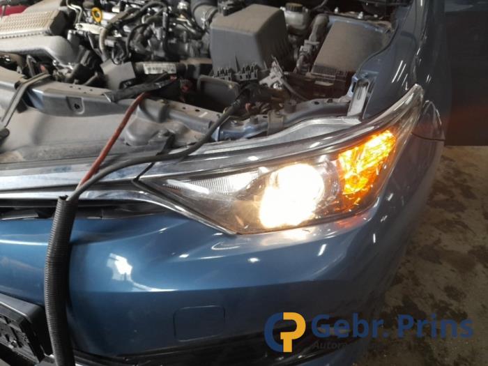 Toyota Auris Touring Sports 1.2 T 16V Sloopvoertuig (2018, Blauw)