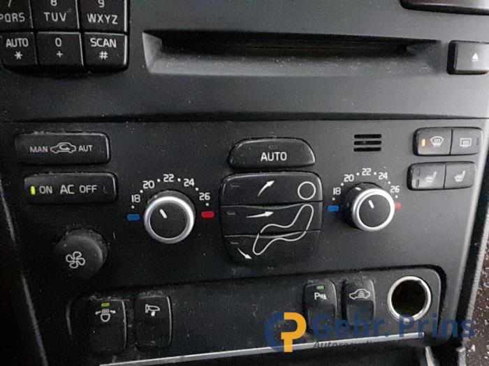 Volvo XC90 I 2.4 D5 20V Sloopvoertuig (2011, Zwart)