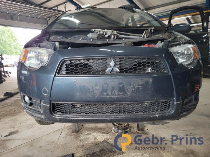 Mitsubishi Colt 1.3 16V Sloopvoertuig (2010, Grijs)