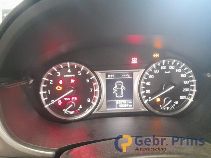 Suzuki Vitara 1.6 16V VVT Sloopvoertuig (2016, Grijs)