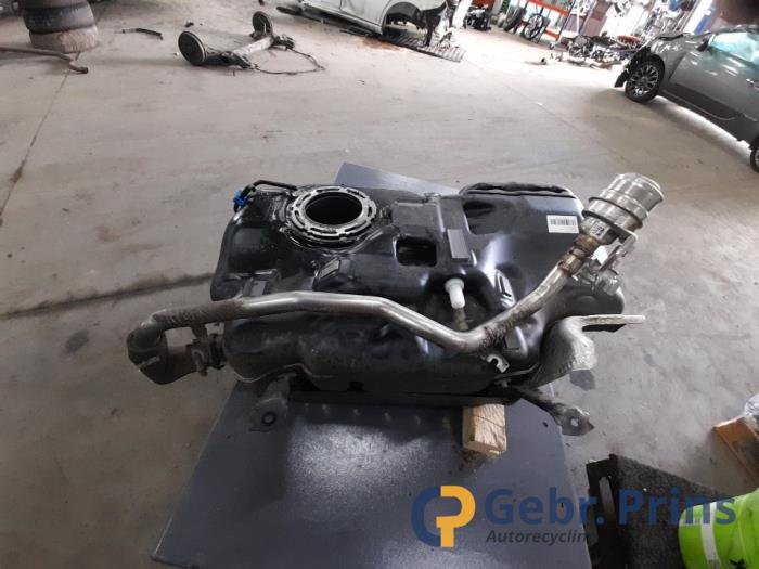 Mercedes B 2.0 B-200d Sloopvoertuig (2023, Wit)