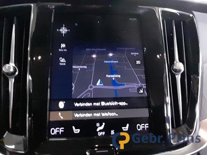 Volvo V60 II 2.0 B3 16V Mild Hybrid Sloopvoertuig (2020, Grijs)