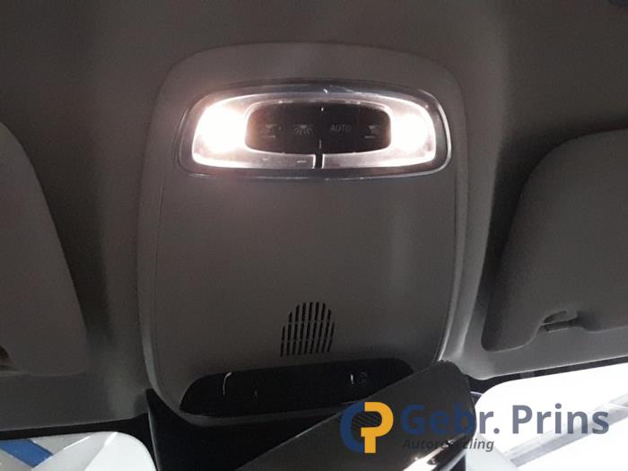 Volvo V60 II 2.0 B3 16V Mild Hybrid Sloopvoertuig (2020, Grijs)