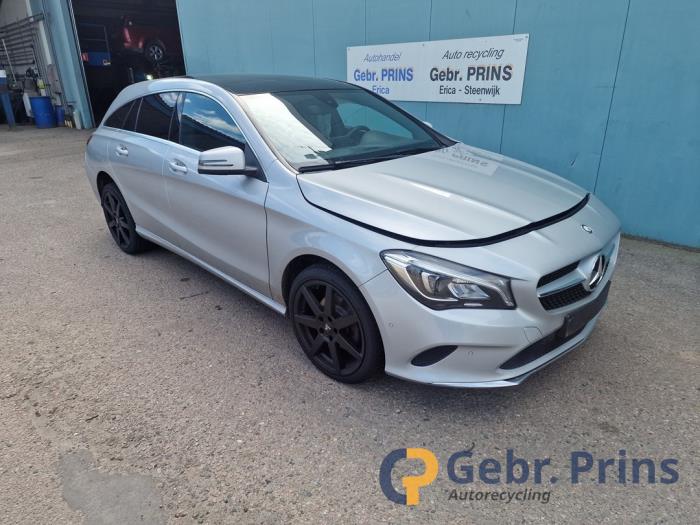 Mercedes CLA Shooting Brake 2.2 CLA-200 CDI, 200 d 16V Sloopvoertuig (2016, Grijs)