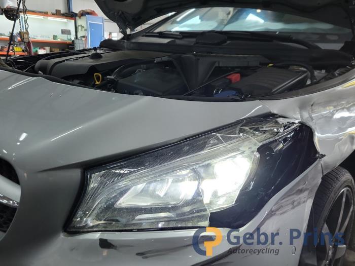 Mercedes CLA Shooting Brake 2.2 CLA-200 CDI, 200 d 16V Sloopvoertuig (2016, Grijs)