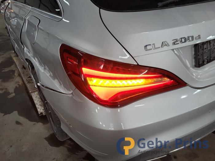 Mercedes CLA Shooting Brake 2.2 CLA-200 CDI, 200 d 16V Sloopvoertuig (2016, Grijs)