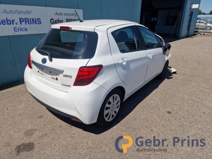Toyota Yaris III 1.5 16V Hybrid Sloopvoertuig (2016, Wit)