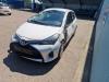 Toyota Yaris III 1.5 16V Hybrid Sloopvoertuig (2016, Wit)