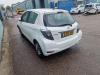 Toyota Yaris III 1.0 12V VVT-i Sloopvoertuig (2014, Wit)