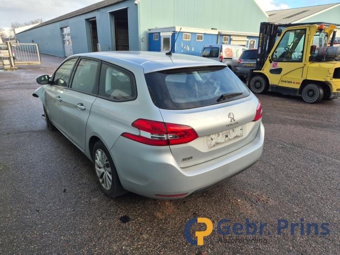 Peugeot 308 SW 1.2 12V e-THP PureTech 110 Sloopvoertuig (2015, Grijs)