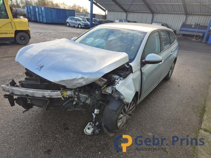 Peugeot 308 SW 1.2 12V e-THP PureTech 110 Sloopvoertuig (2015, Grijs)