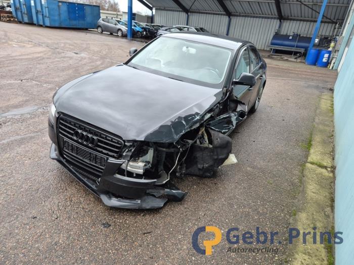 Audi A4 1.8 TFSI 16V Sloopvoertuig (2008, Zwart)