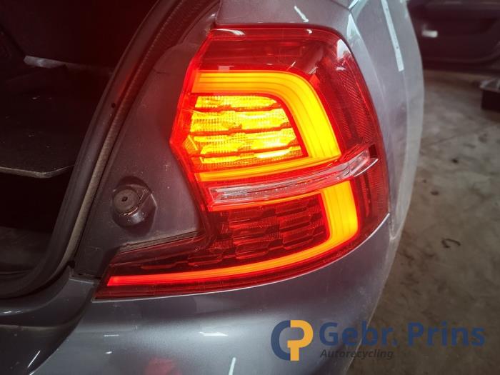 Volvo S60 III 2.0 T5 16V Sloopvoertuig (2019, Grijs)