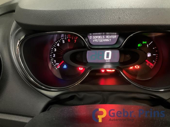 Renault Captur I 0.9 Energy TCE 12V Sloopvoertuig (2016, Bruin)