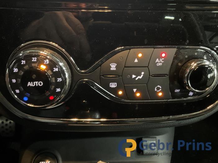 Renault Captur I 0.9 Energy TCE 12V Sloopvoertuig (2016, Bruin)