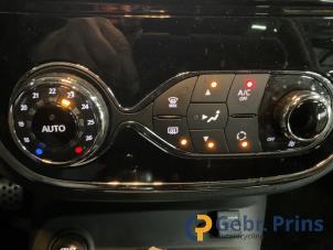 Renault Captur I 0.9 Energy TCE 12V Sloopvoertuig (2016, Bruin)