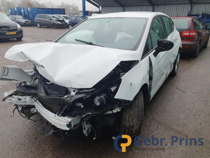 Opel Astra K 1.0 Turbo 12V Sloopvoertuig (2016, Wit)