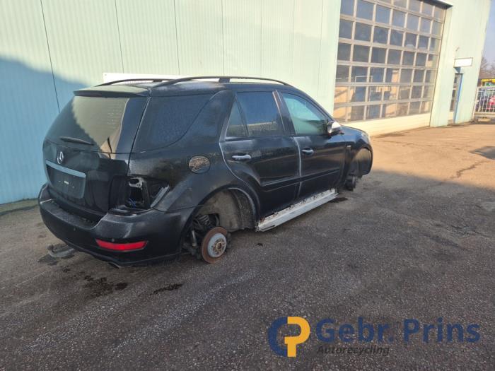 Mercedes ML II 3.0 ML-280 CDI 4-Matic V6 24V Sloopvoertuig (2009, Zwart)