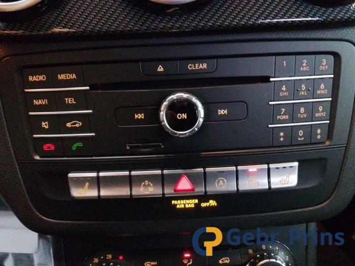 Mercedes B 1.6 B-180 BlueEFFICIENCY Turbo 16V Sloopvoertuig (2014, Grijs)