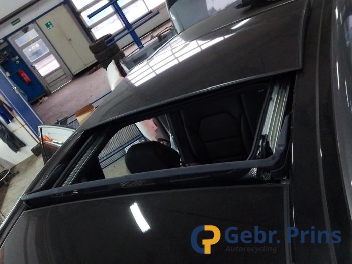 Mercedes B 1.6 B-180 BlueEFFICIENCY Turbo 16V Sloopvoertuig (2014, Grijs)