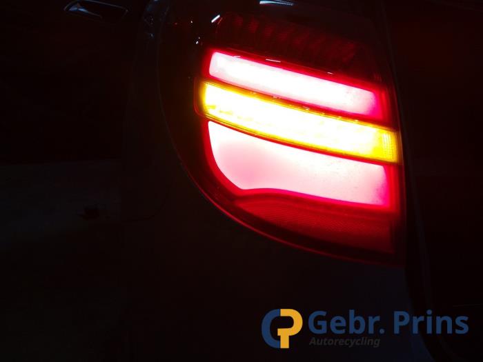 Mercedes B 1.6 B-180 BlueEFFICIENCY Turbo 16V Sloopvoertuig (2014, Grijs)