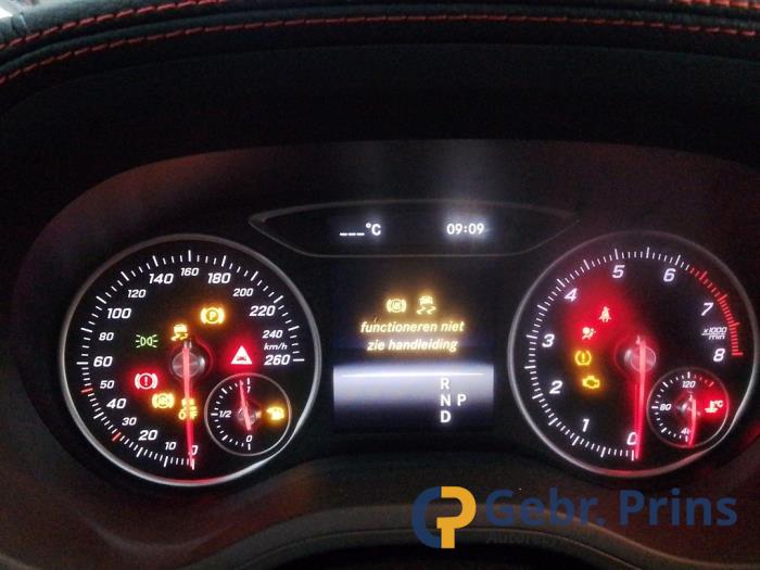 Mercedes B 1.6 B-180 BlueEFFICIENCY Turbo 16V Sloopvoertuig (2014, Grijs)