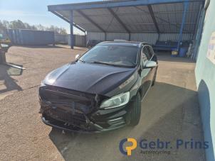 Volvo V60 I 2.4 D6 20V AWD Twin Engine Plug-in Hybrid Sloopvoertuig (2015, Zwart)