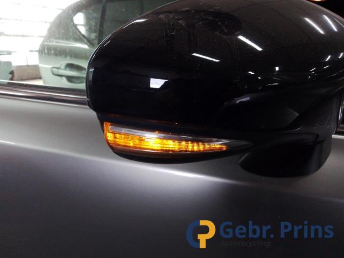 Lexus CT 200h 1.8 16V Sloopvoertuig (2018, Grijs)