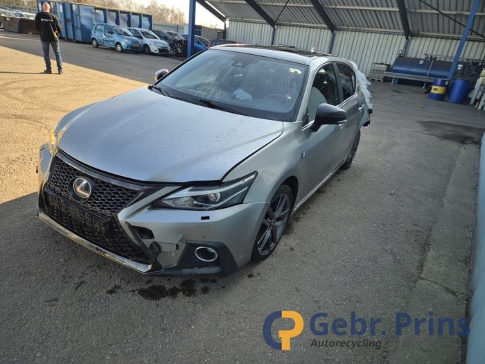 Lexus CT 200h 1.8 16V Sloopvoertuig (2018, Grijs)