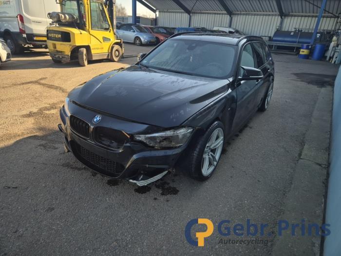 BMW 3 serie Touring 330d 3.0 24V Sloopvoertuig (2013, Zwart)