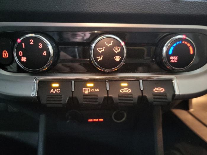 Kia Rio III 1.2 CVVT 16V Sloopvoertuig (2014, Zwart)