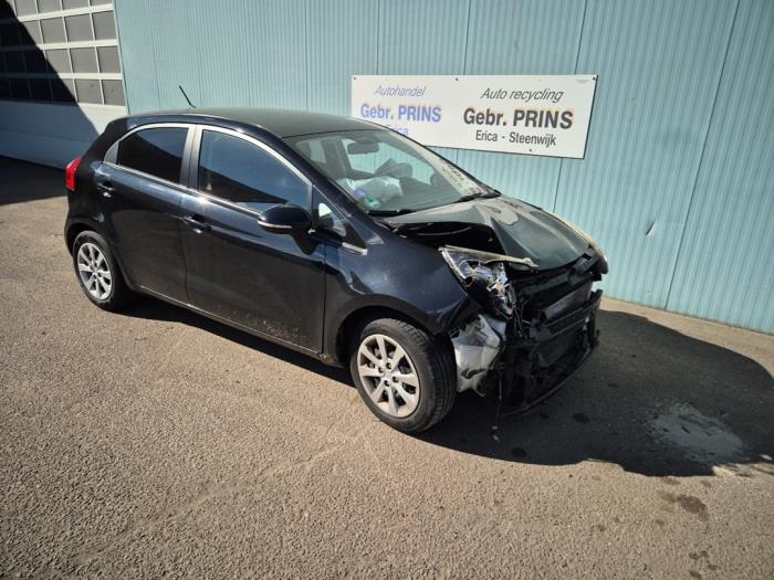 Kia Rio III 1.2 CVVT 16V Sloopvoertuig (2014, Zwart)