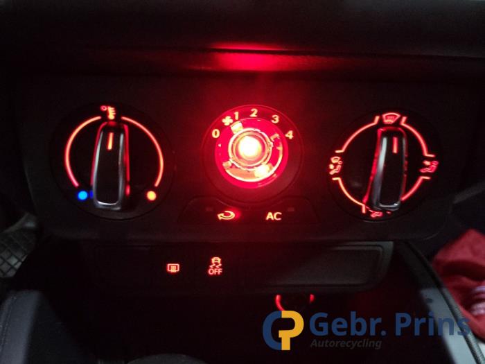 Audi A1 Sportback 1.2 TFSI Sloopvoertuig (2013, Zwart)