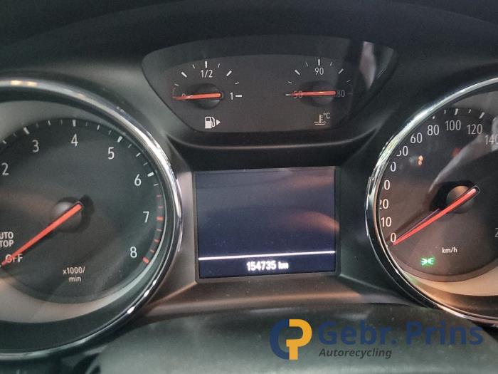 Opel Astra K Sports Tourer 1.2 Turbo 12V Sloopvoertuig (2020, Wit)