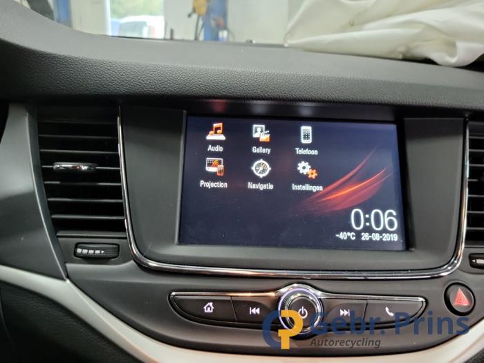 Opel Astra K Sports Tourer 1.2 Turbo 12V Sloopvoertuig (2020, Wit)