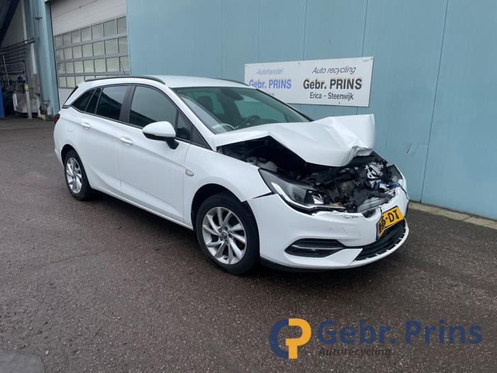 Opel Astra K Sports Tourer 1.2 Turbo 12V Sloopvoertuig (2020, Wit)